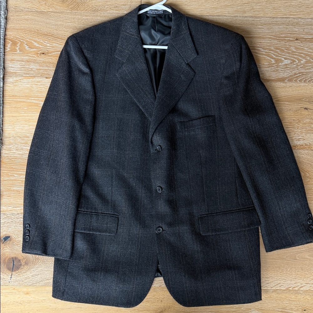 Stafford 100% Lambswool Dark Gray Plaid Blazer Men's size 44R‎ Herringbone